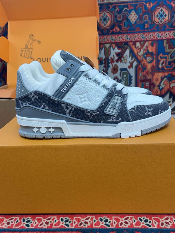 ルイヴィトン靴全体デザイン